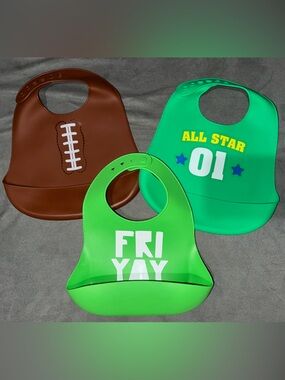 🆕 Silicone Bibs- Boy